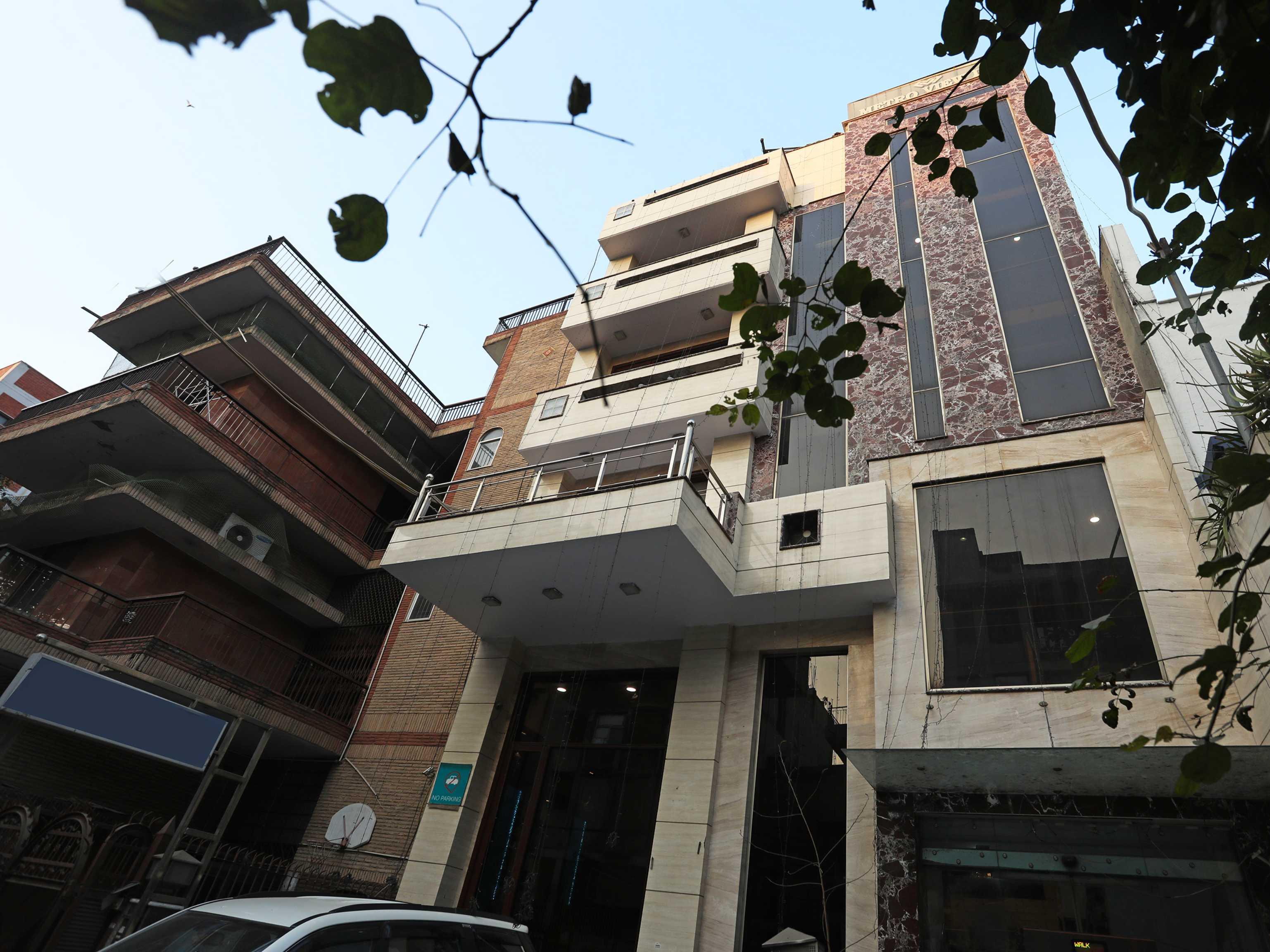 O Metro View Hotel 3*