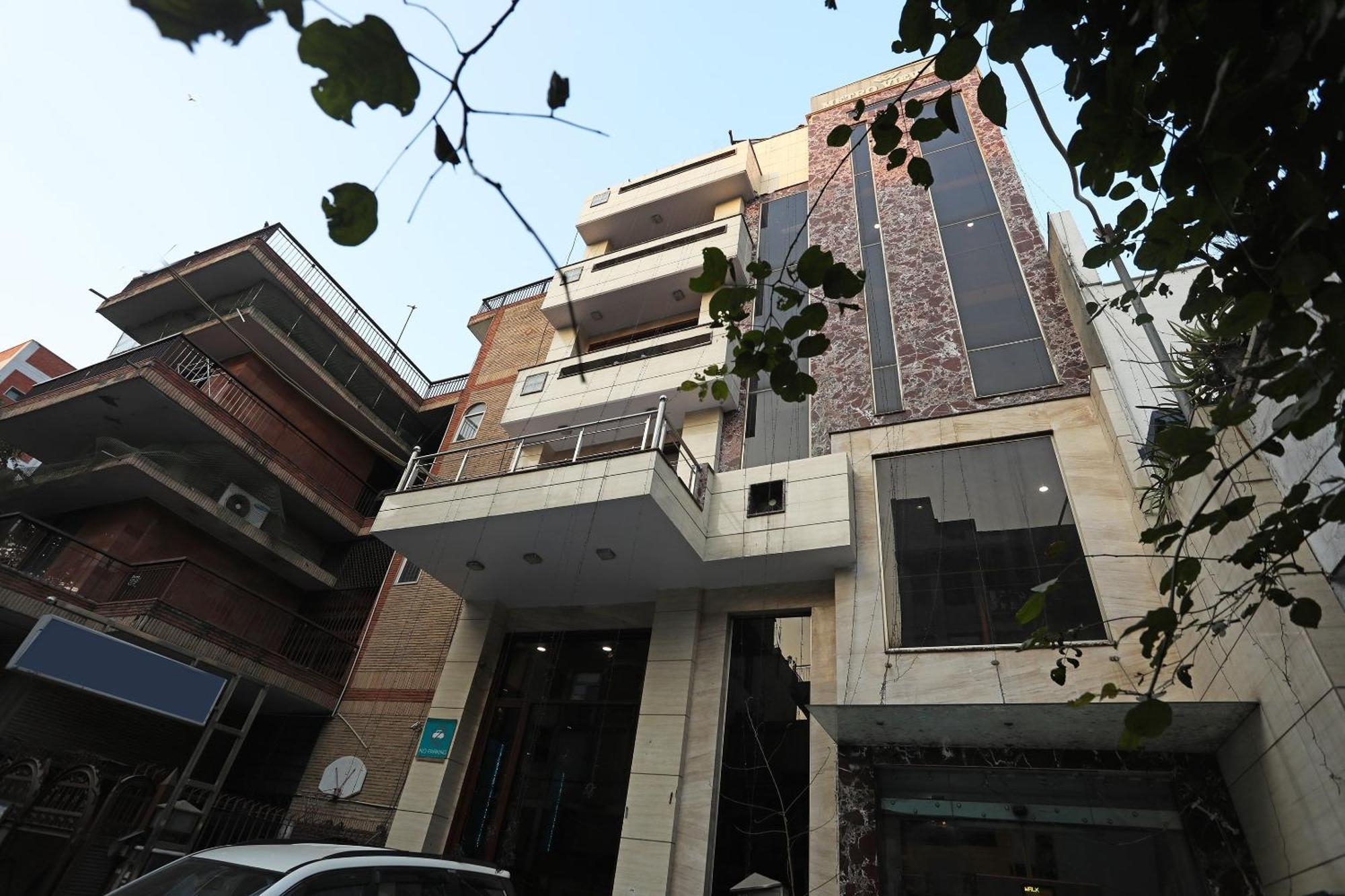 O Metro View Hotel 3*